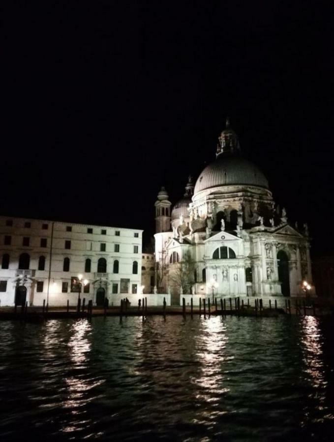 Lido Di Venezia Mare E Cinema Lejlighed Eksteriør billede